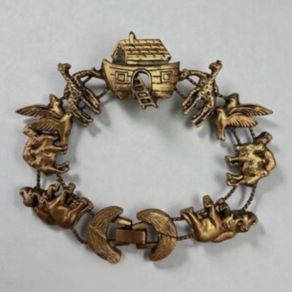 Vintage Noah’s Ark Animal Charm Slider Bracelet Gold Tone Figural Biblical‎ EUC